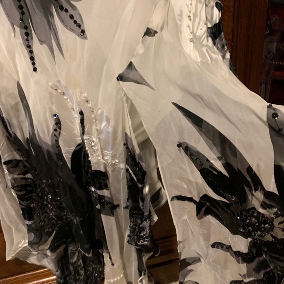 Cashe blk/white floral beaded fringe flow dress - Picture 11 of 14